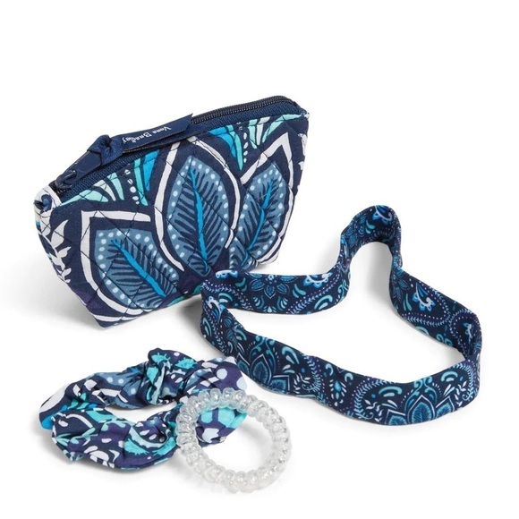 Vera Bradley Accessories - Vera Bradley Hair Accessories Kit Blue Island Medallion NWT